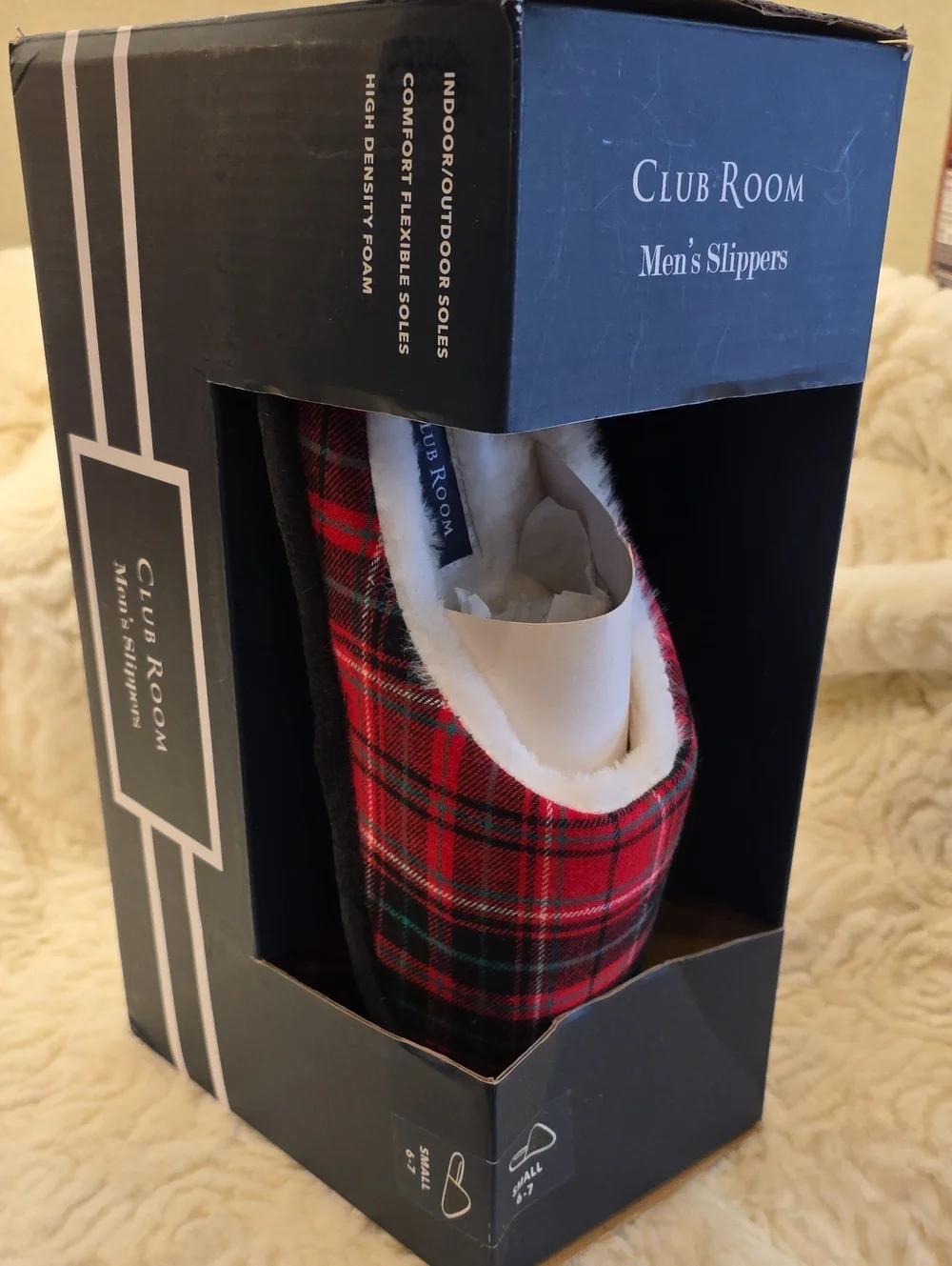 Club Room Plaid Slippers Red & Black Small 6-7 Like New In Box